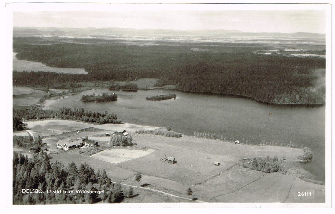 Delsbo.  Utsikt från Vålåsberget  Pb 26111